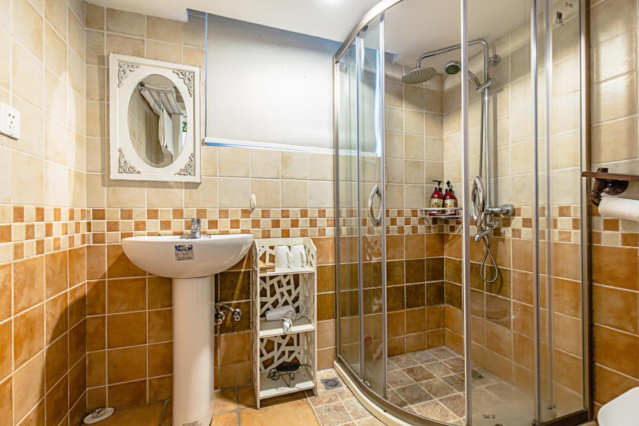Unique Courtyard Hotel Ханджоу Екстериор снимка